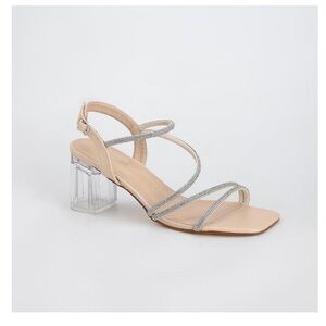 Women's Cream Strappy Heels brand new never worn